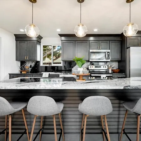 Mid Century Modern Boise-River Bungalow W/ Hot Tub Exterior foto